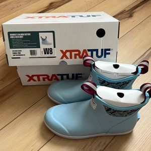 Xtratuf Womens Salmon Sisters Ankle Deck Boot